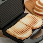 Sandwichera 750W con grill BN3385