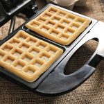 Sandwichera Gofrera 750W BN3387